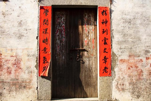 王羲之故居怎么在嵊州？这座小城用古镇、越剧和碳水给出了答案