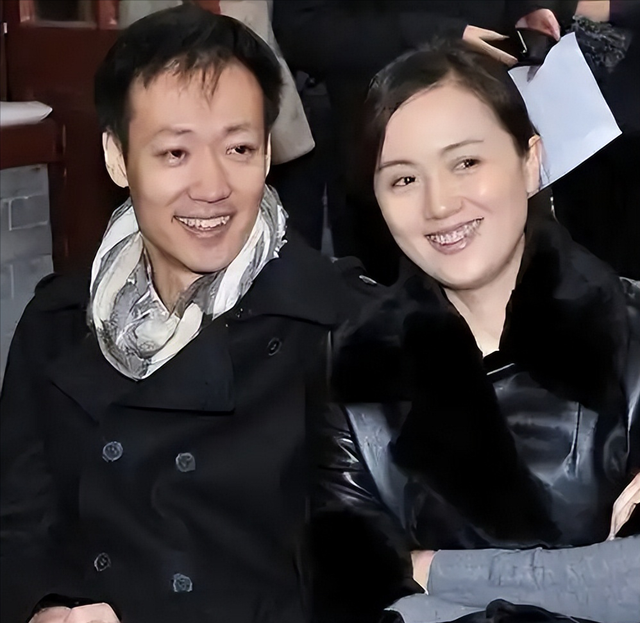 辛柏青丧妻刚满100天，离谱的事就发生了，被撮合娶马伊琍引争议
