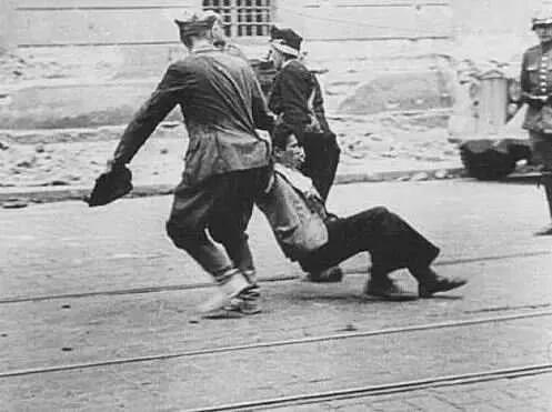 40年前，他预言苏联十年后灭亡，20年后他预言：美国在2025年崩溃