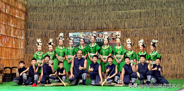 贵州高速服务区变身非遗文化展馆 旅客边休息边感受传统文化魅力