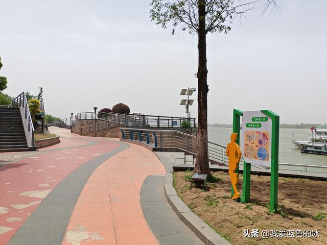 芜湖老船厂遗址，很不错的网红打卡地，值得来一趟！
