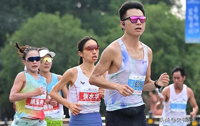 “最快女护士”再起风波！本人账号清空，官媒发声，白岩松被牵连