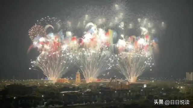 楚韵出圈！荆州第二届楚文化节凭啥让千年文明成“流量密码”？