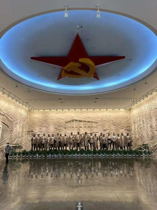 这10条自驾路线，前5条短线适合休闲穿越，后5条长线适合退休自驾