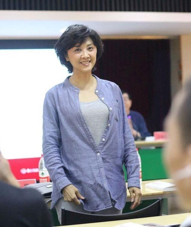 看见73岁朱琳老去的模样，才发现：八十年代大陆第一美女名不虚传