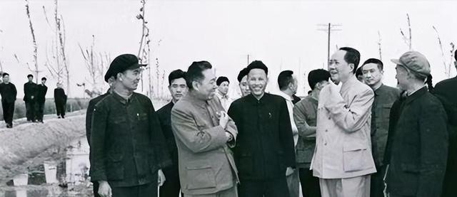 70多年前的大雪天，毛主席为啥决定把河南省会由开封迁至郑州？