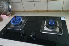 燃气灶火力如何调节，直到售后工人提醒，才发现一直做错了图片