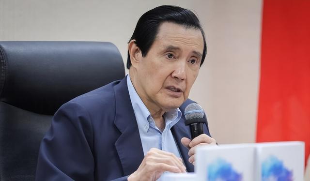 我国台办发出重大信号后，民进党急了，给马英九和洪秀柱发出威胁