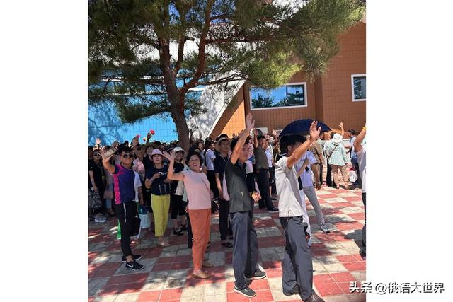 俄女游客谈朝鲜度假感受：“一切都挺好，但不允许与当地人交流”