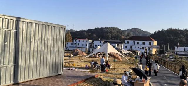 限定美景！九江这个小山村藏着千亩 “红灯笼”