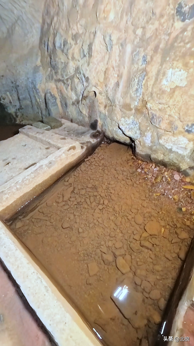 岸底村山洞水源污染究竟源于何处？曾经清澈的泉水只存于回忆中