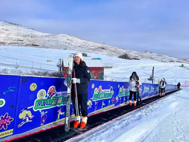 牙克石市：雪韵天成 林海欢歌