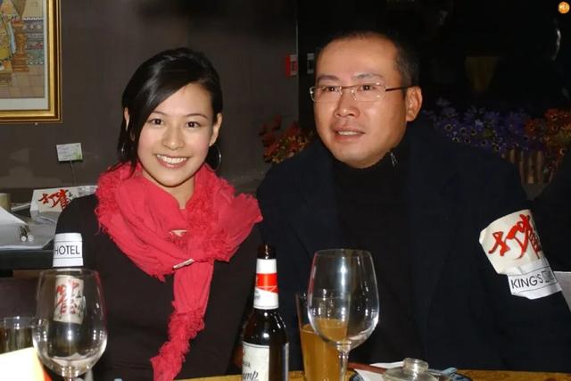 惨！香港女歌手终捱过7年官司低谷，曾被公司要求拔全牙再出道