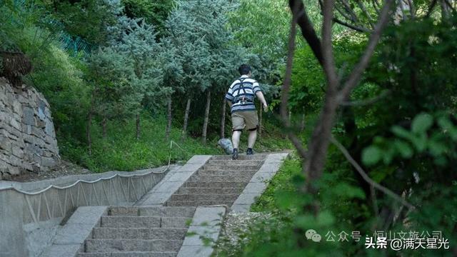全省首家!助力机器人进驻恒山,轻松徒步登北岳