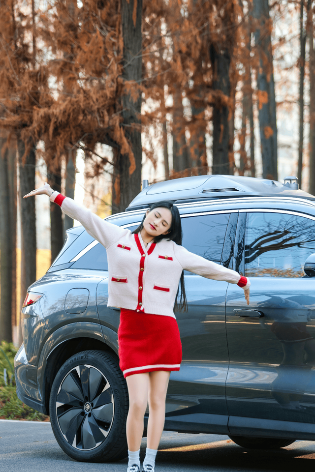 冬日寻一处静谧：与唐L同游棕树小道纪实