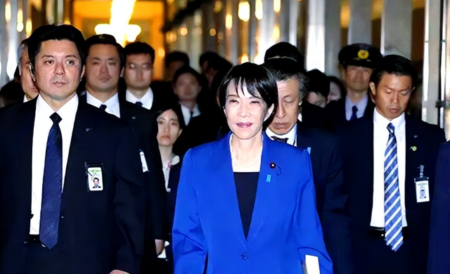 支持率飙升至92.4%！高市早苗迎来大反转，日本政坛要变天了吗？