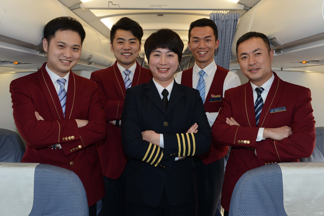 一架波音737高达5亿元，只靠机票能回本吗？航空公司怎么挣钱？