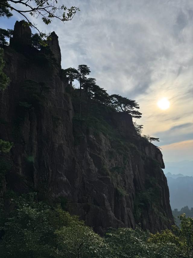 徒步三山五岳：安徽黄山！