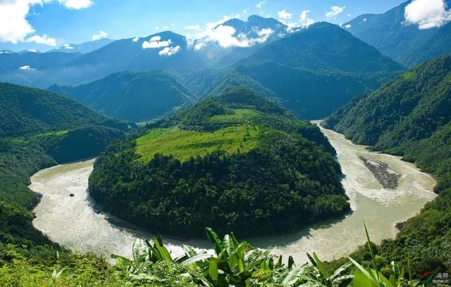 墨脱：藏在雪山云雾中的“莲花”，每个旅人心中的诗和远方