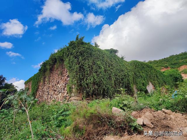 发现探索:厦门深山曾发生过鼠疫的村庄，居然藏着一座方型土楼