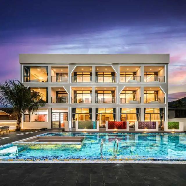 万宁两家民宿获评“银宿”,在日月湾周边!