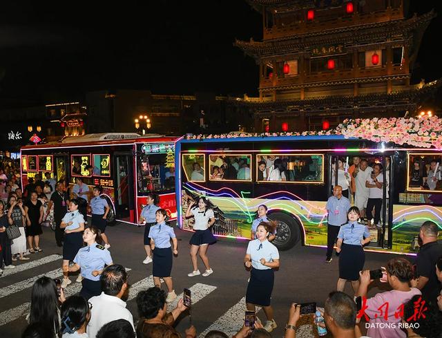 太嗨了！音乐巴士“快闪”大同，带你“唱”游古城~