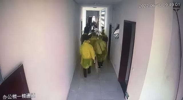 投资8亿工厂被强行接管 创始人回应