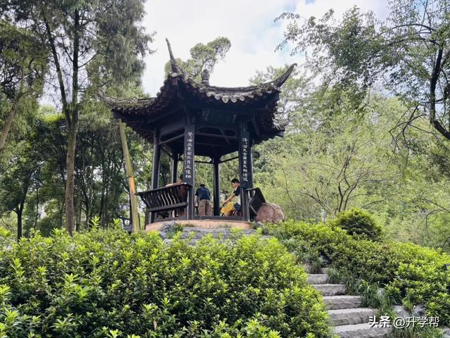 成都一座千年古典园林，地铁6号线直达，为“蜀中第一祠”