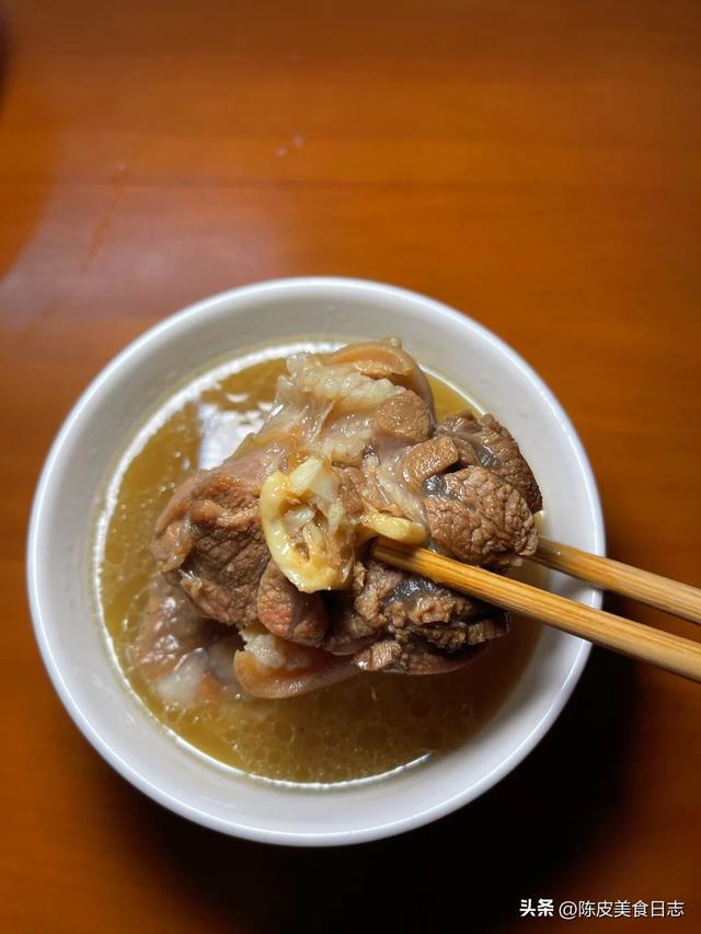 羊肉可以和灵芝石斛竹蔗花胶煲汤吗 2026年花胶灵芝石斛可以一起炖吗 羊肉可以和灵芝石斛竹蔗花胶煲汤吗 2026年花胶灵芝石斛可以一起炖吗