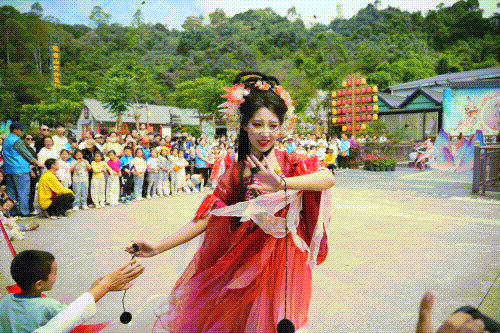 观音山仙侠会现场，“济公”秒变“广东靓仔”，简直是济公本公~
