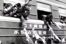 知青往事：和女同学一起在北大荒生活了十年，她说我是个大呆鹅图片