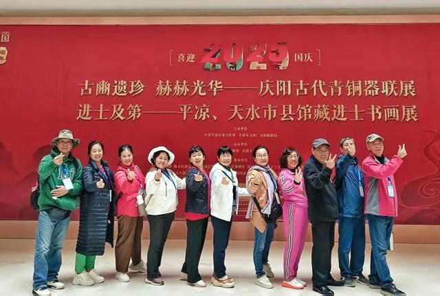 “果香专列”赴金果盛会 “甜蜜之旅”谱产业交响