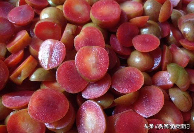 一健脾，二消炎，三养心，遇到买10斤，一切一晒，酸甜可口有嚼劲