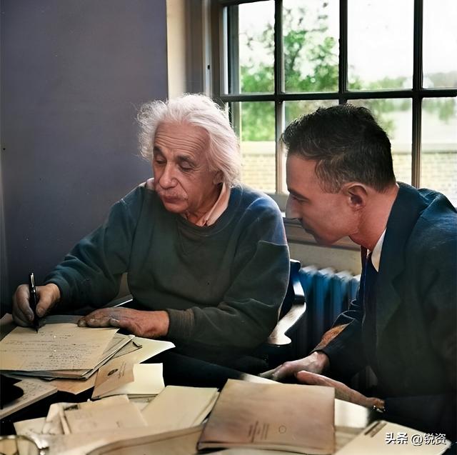 平行宇宙引起热议！奇异物理学颠覆世界，另一个宇宙真的存在么？