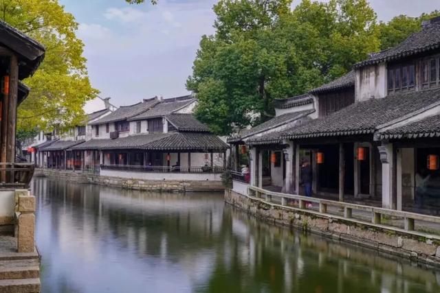 寻找江南的松弛感？这4座小众古镇，藏着秋天最闲适的慢时光。