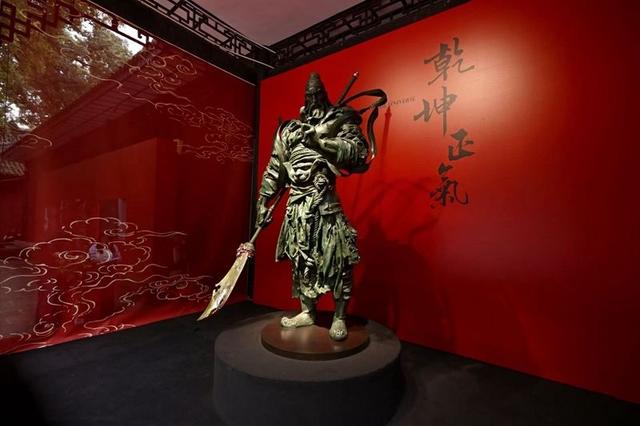 金秋十月去哪儿 万千气象成都行｜这个“双节”，关羽来武侯祠了