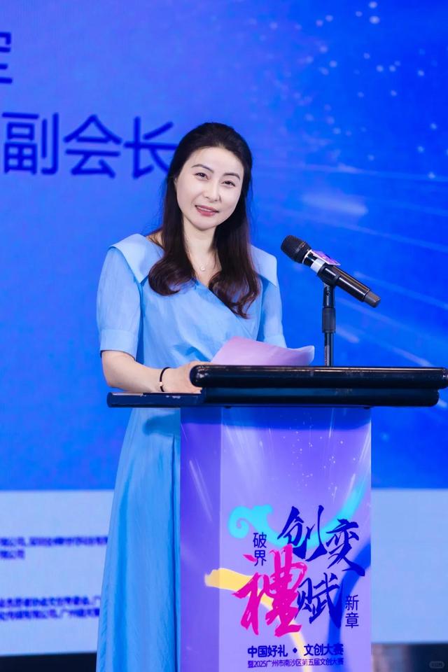 终于等到这天！官媒发文，高调官宣44岁郭晶晶喜讯	，霍震霆说对了