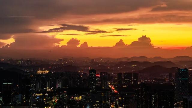 “天空的情书”已送达！请签收龙岗的专属浪漫🥰