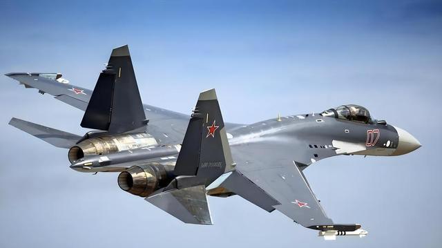 攻不了也守不住？中国空军在西藏上空，被印度空军足足欺负了40年