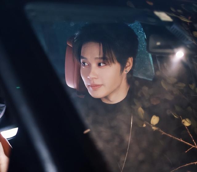 短剧顶流大洗牌！柯淳之流消失刘萧旭爆红，“小孩叔” 凭啥出圈？