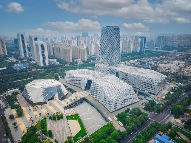 山东超值得一去的旅游城市，比青岛烟台小众，处处都会给你惊喜