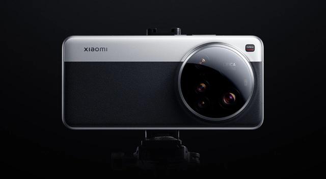 小米 17 Ultra，终于现身了！