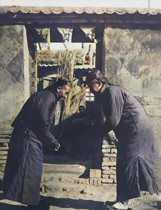 真实清朝王爷原来长这样！名妓果然是名妓，地主婆眼神一看就不善