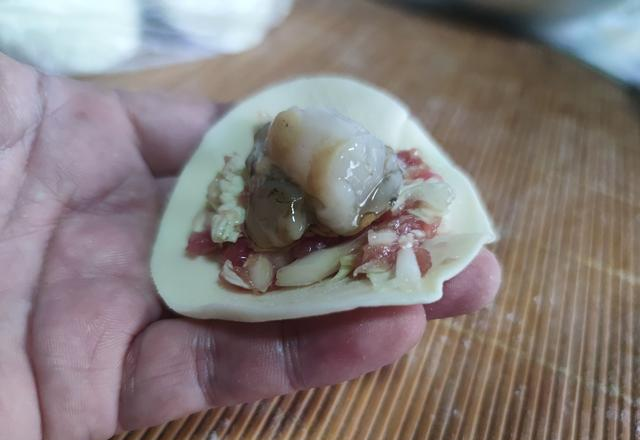 包白菜馅饺子	，牢记“2放2不放	”！放错了不香有怪味，别不当回事