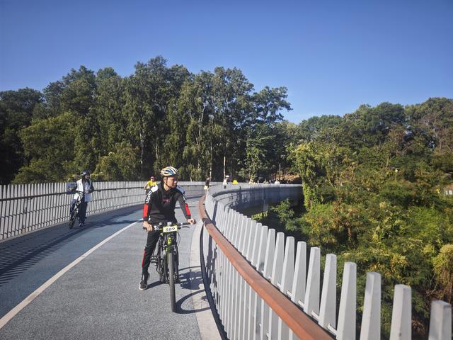 龙华新“骑”点，奔向2026骑行随拍1129