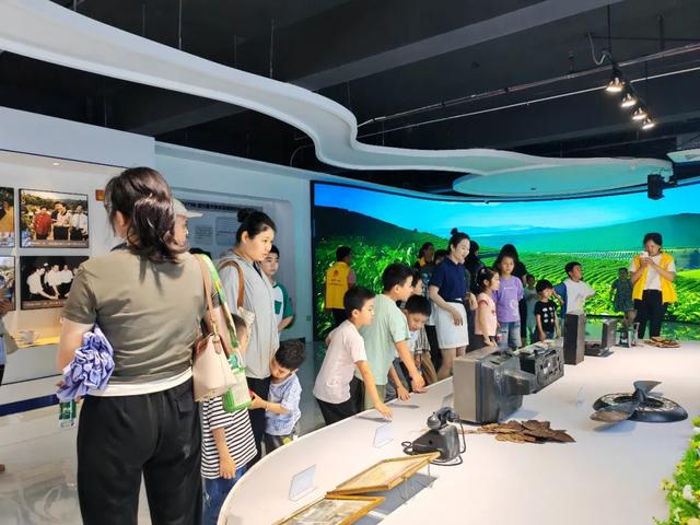 夯爆了！万宁7条春节旅游线路，喊您穿短袖过大年！