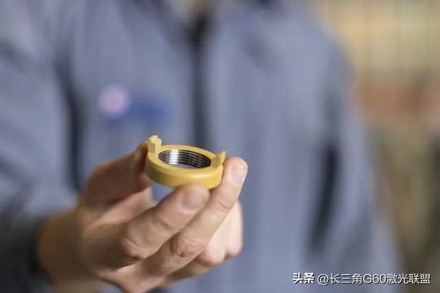 长沙这家3D打印公司获天使轮融资；“泸州造”3D打印鞋将量产；