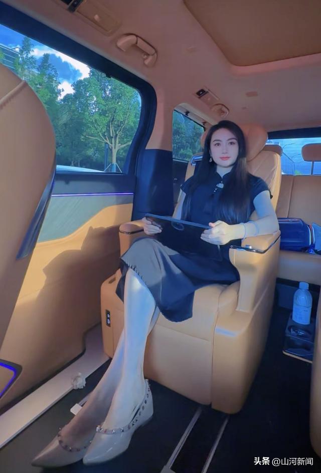 江苏一公司老板季晨阳去世，提新车没多久，女儿12岁，妻子很漂亮