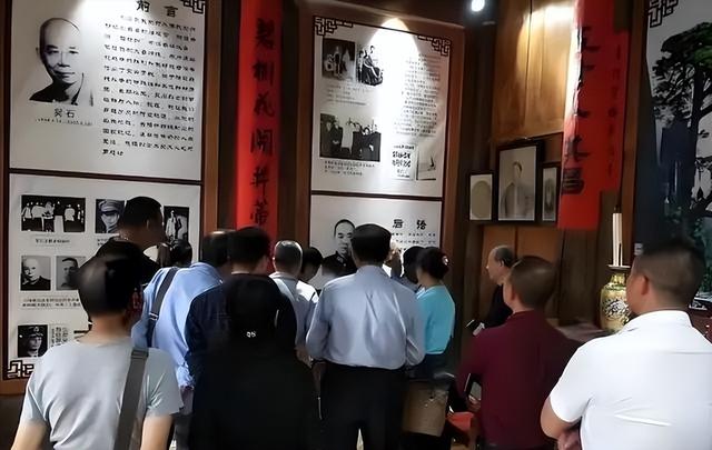 吴石后人有点意思：明明父亲是烈士	，儿子吴韶成却在河南格外低调