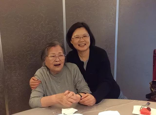 “台独”分子祖籍曝光，蔡英文、赖清德、苏贞昌原来是汉奸后代！